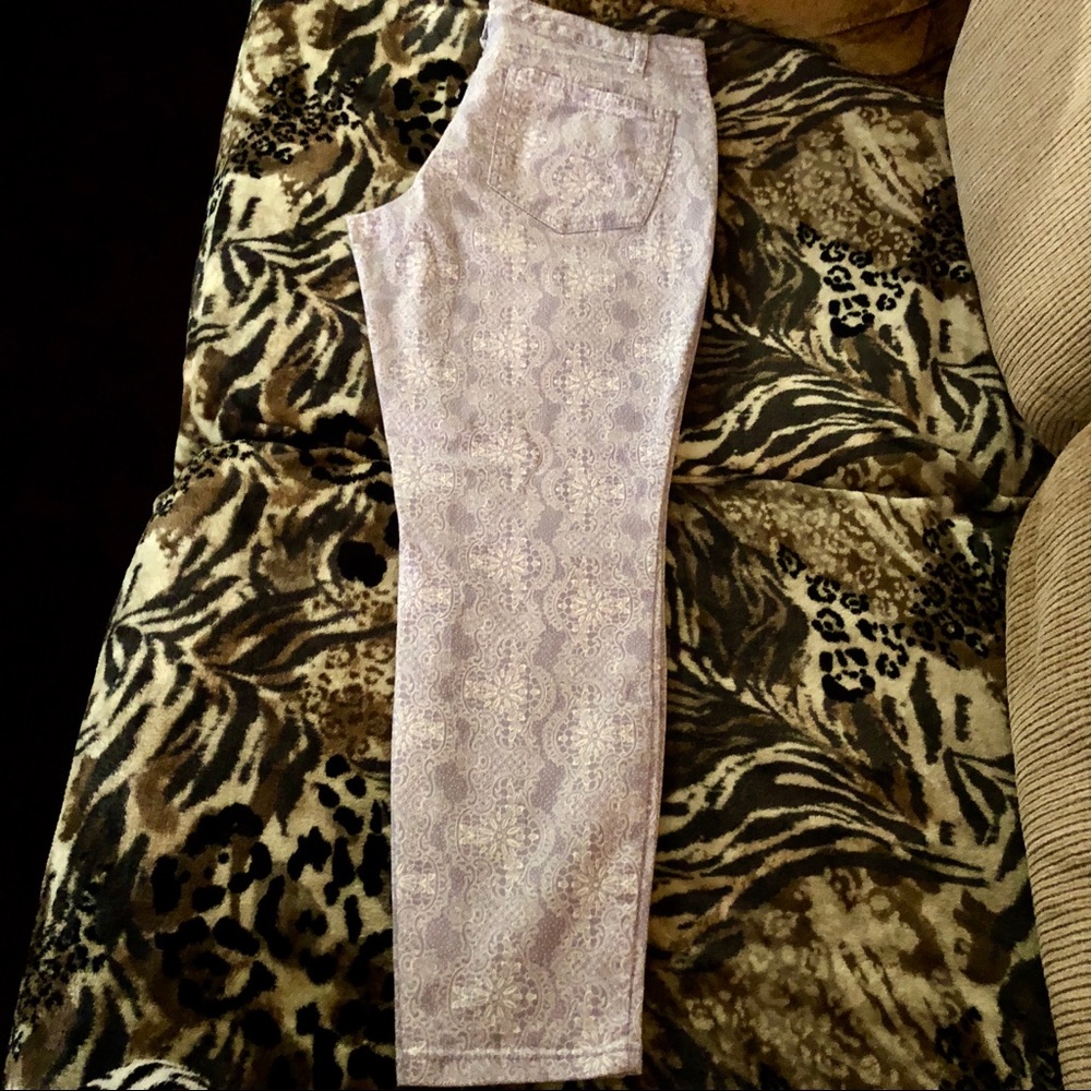 Missy, Capri, Denim Pants (Lavender & White) - Picture 4 of 8